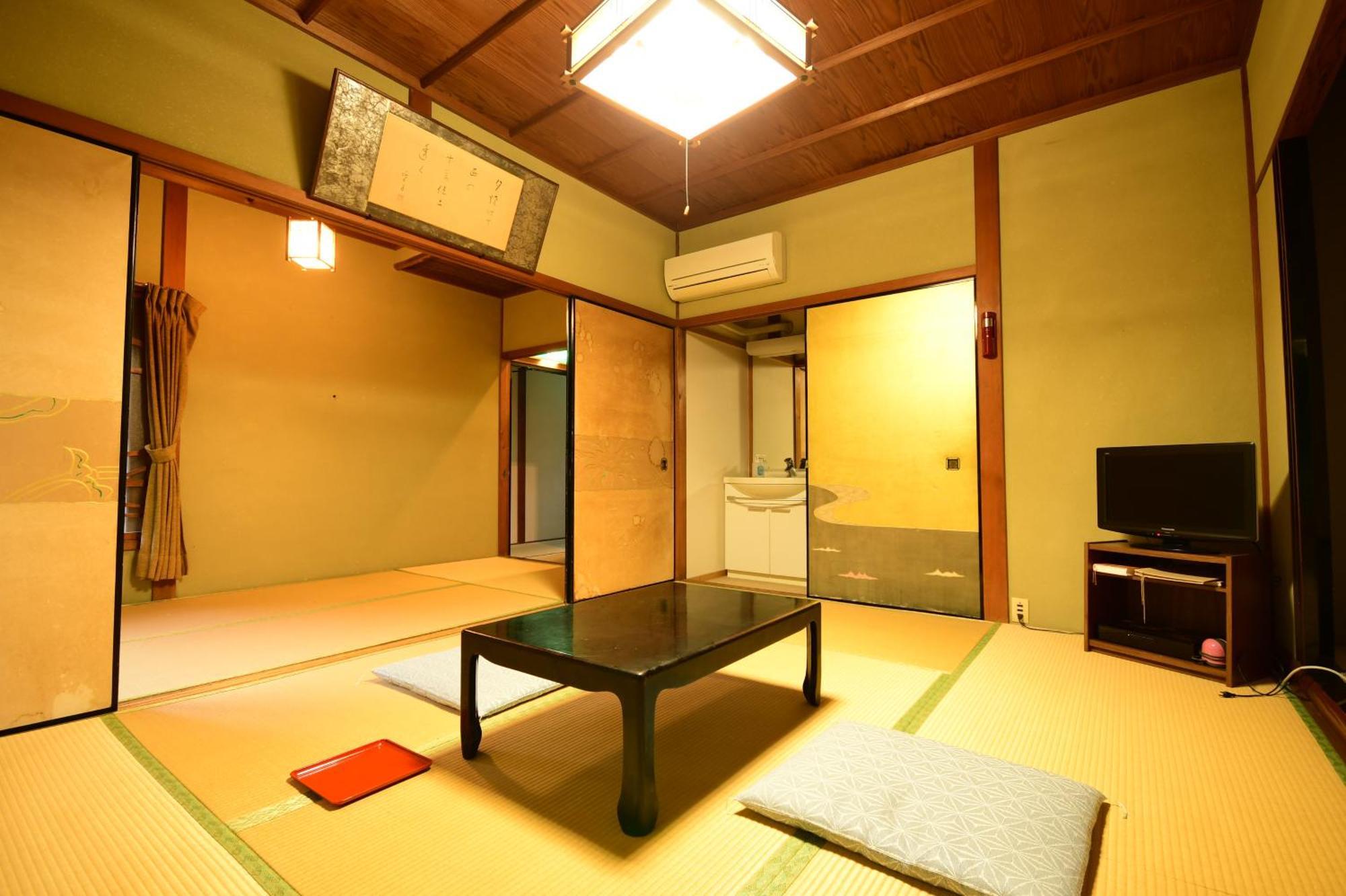 Koyasan Shukubo Fugenin Hotel Exterior photo